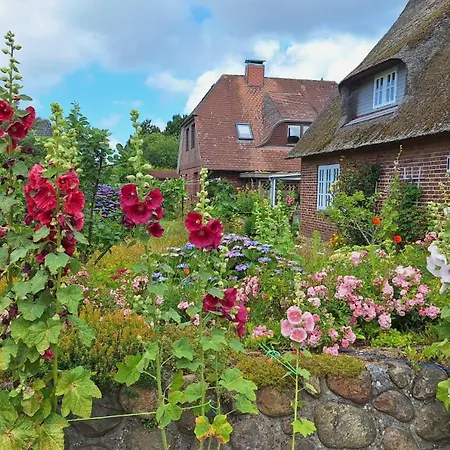 Apartment Stockrosenhuus *